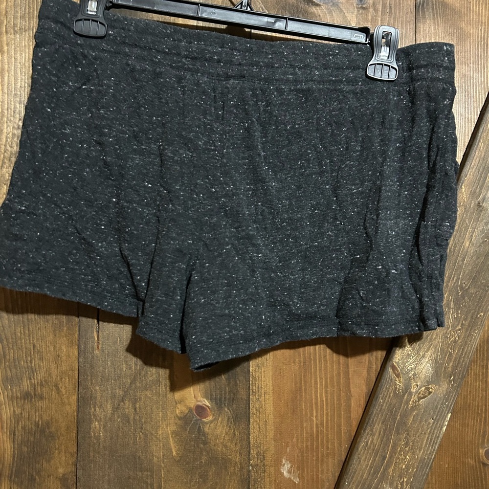 Athletic Works Charcoal Gray Shorts, size XL, smoke free home - Picture 2 of 3